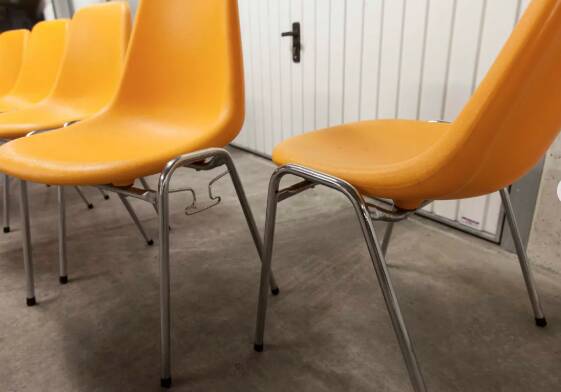 Page 1 of 29 Set of 6 Orly chairs designed by Pollak 1975 vintage