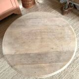 Round coffee table