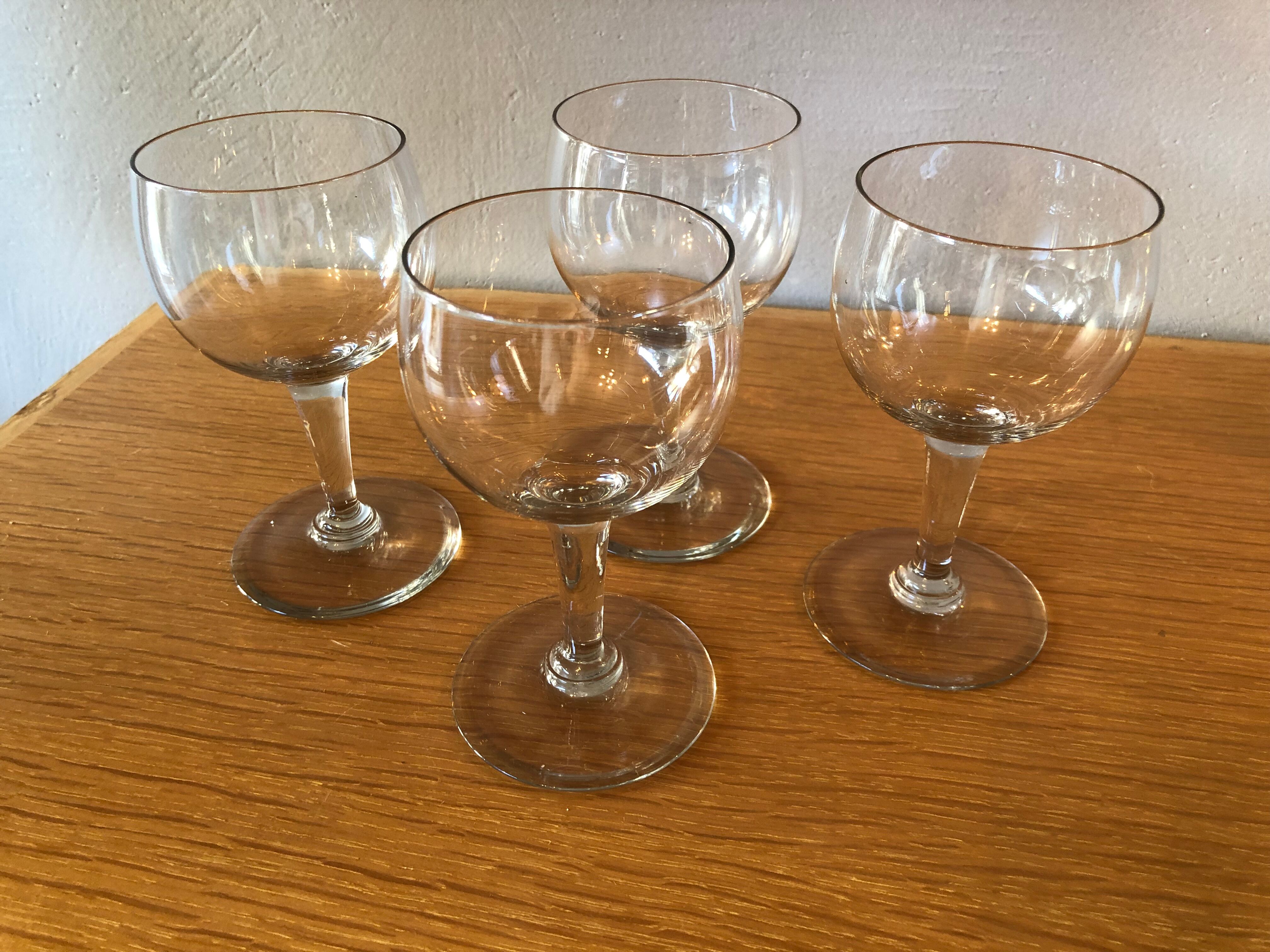 4 wine glasses balloon blown glass
