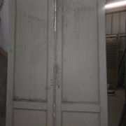 Anciennes portes double en sapin