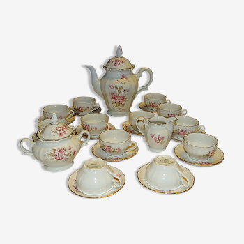 Full porcelain coffee service