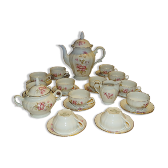 Complete porcelain coffee service