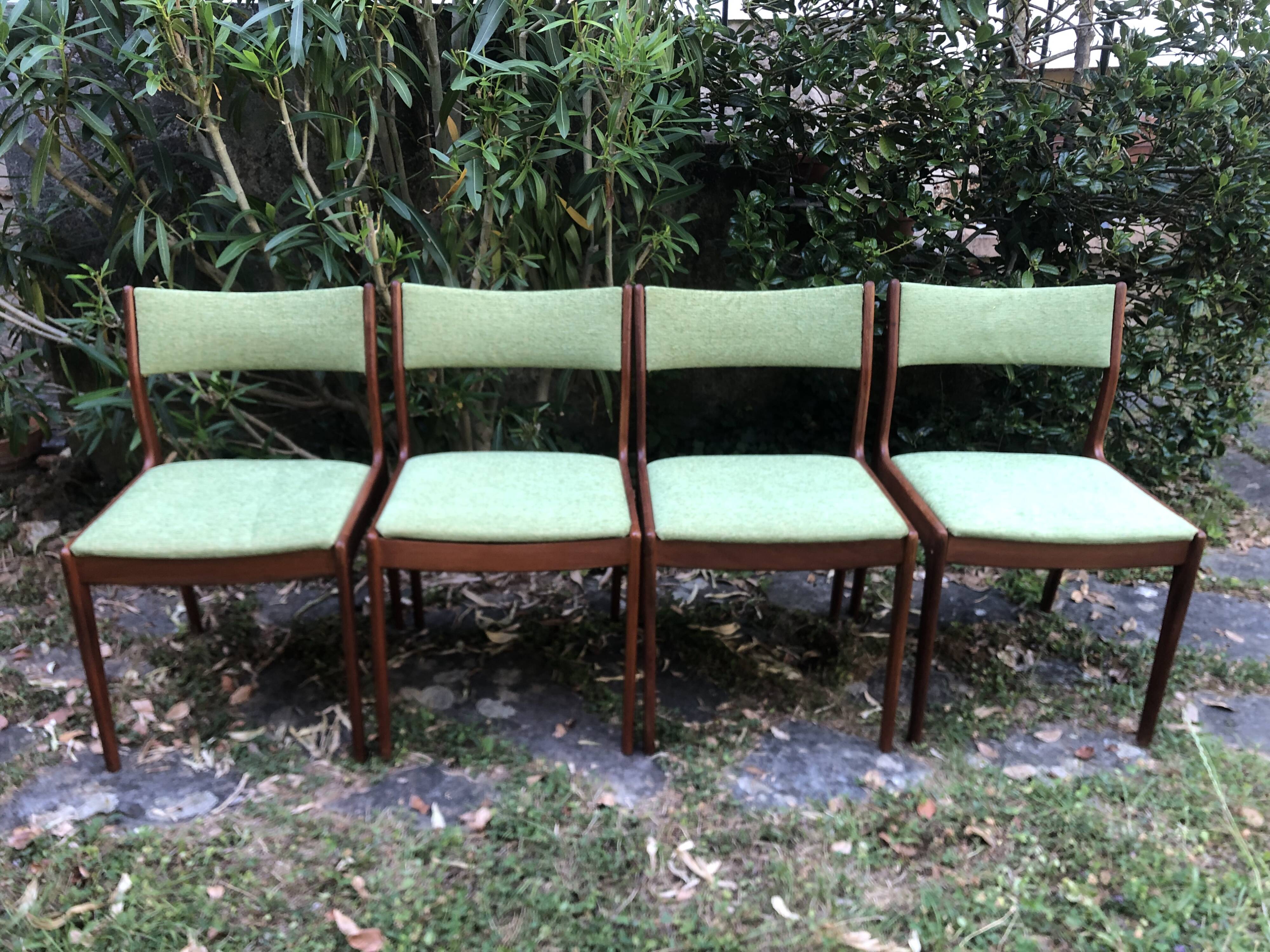 Danish Scandinavian teak chairs Uldum Möbelfabrik 60s