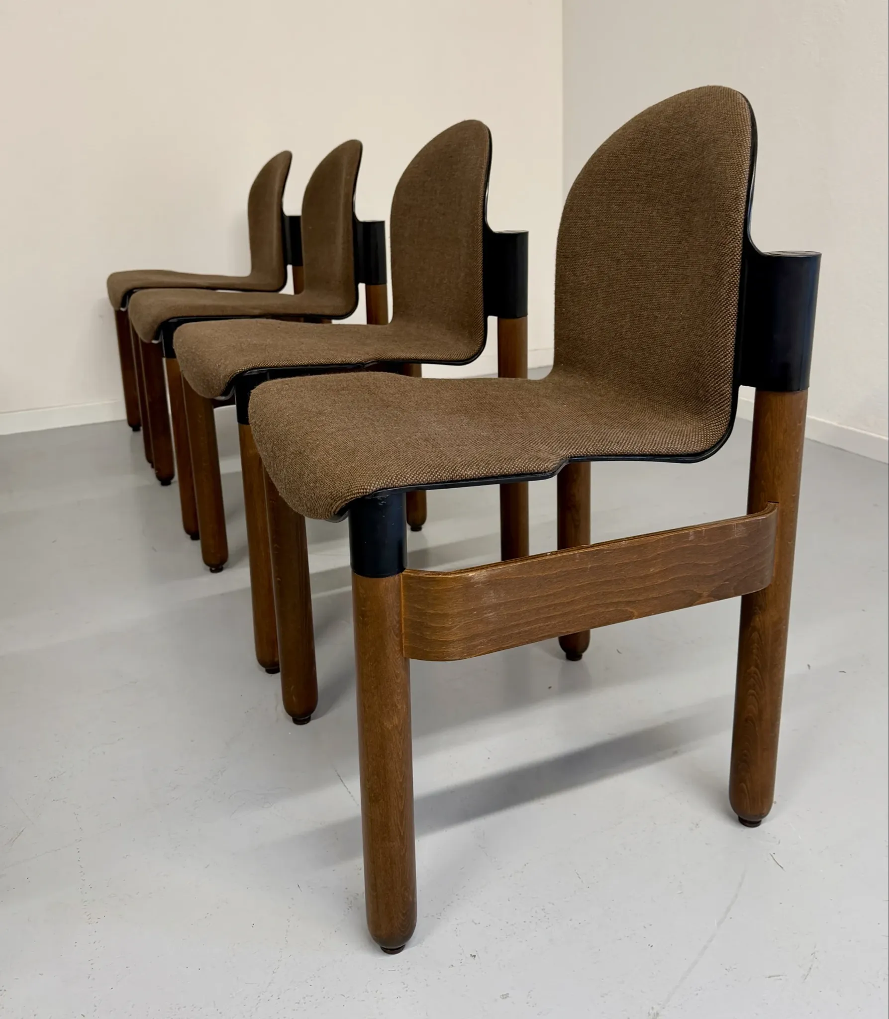 Set of 6 postmodern Thonet Flex chairs designed by Gerd Lange, vintage 80s.