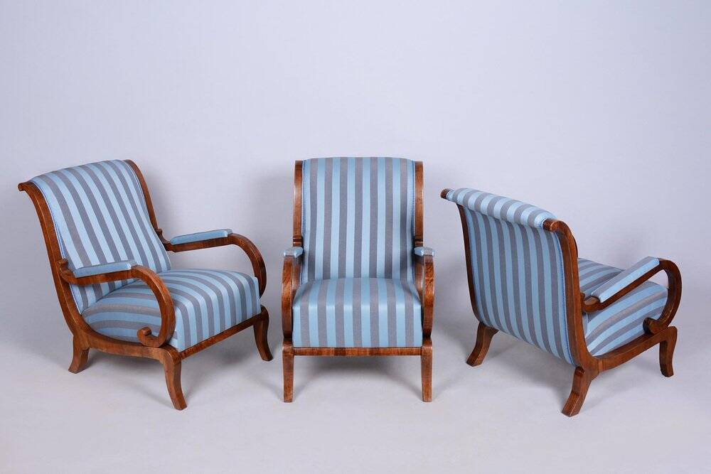 Biedermeier Lounge Chairs in Oak, Spruce and Walnut, Austria, 1830s, Set of 3