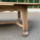 Table à manger extensible Louis XIII décapée en chêne années 50