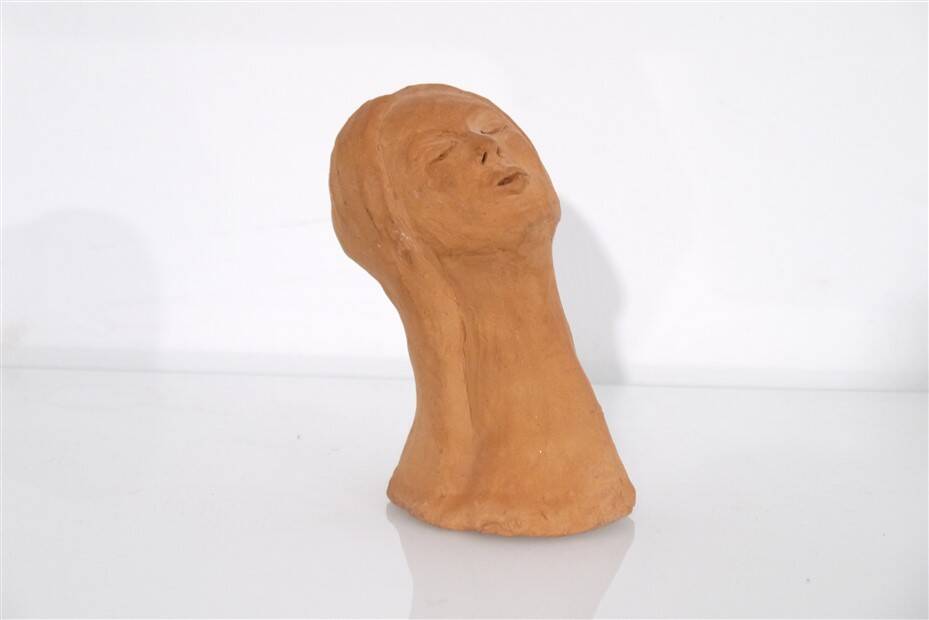 Terracotta bust of a woman 1970