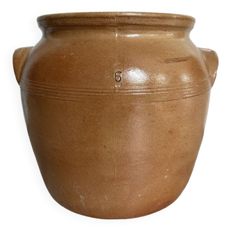 Brown stoneware jar pot
