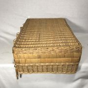 Old picnic basket 60s rattan wicker vintage