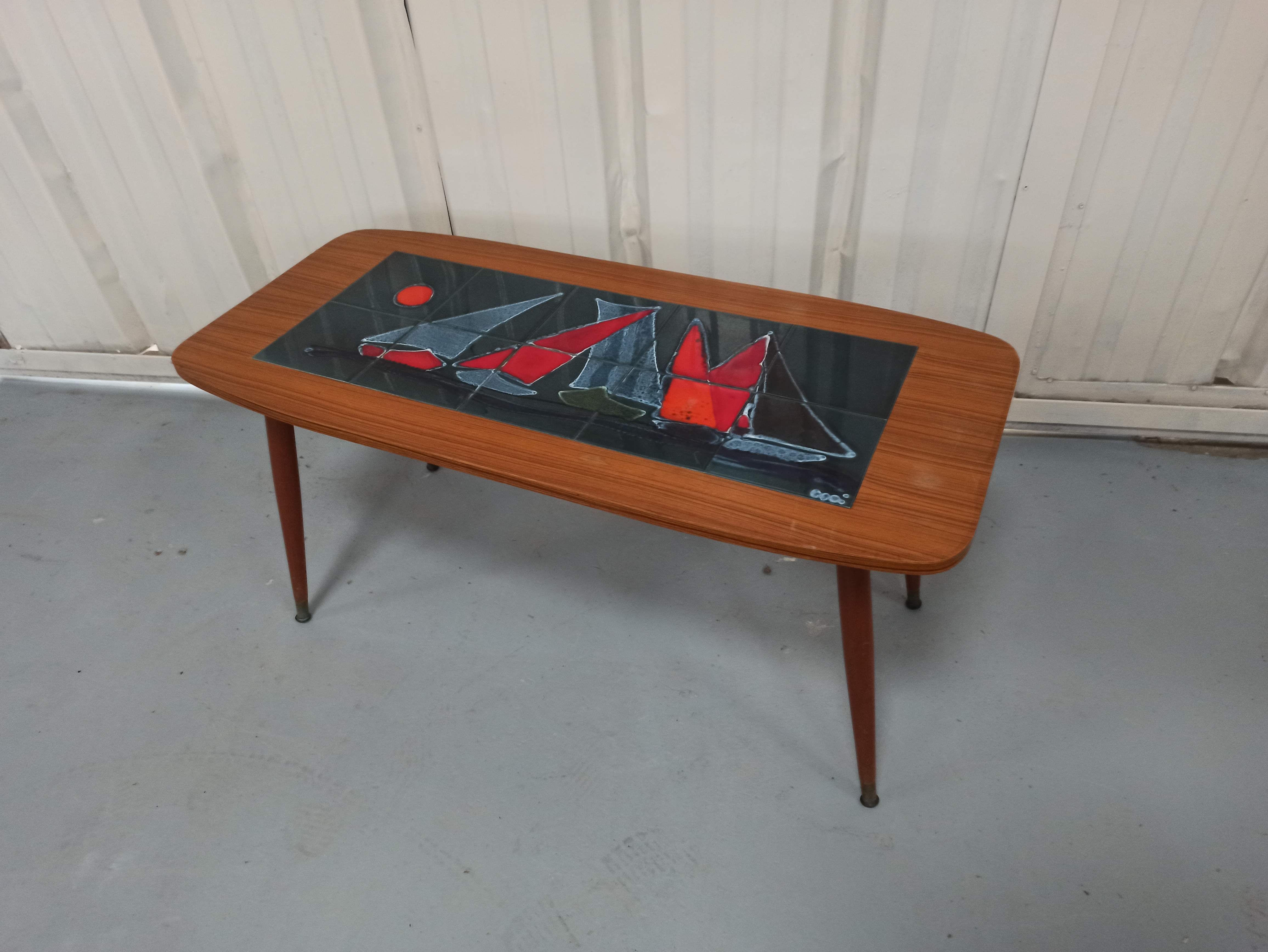 Coffee table year 50 / 60 - tiled tiled Boat decorated Marine feet spindles