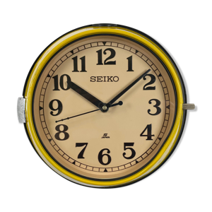 horloge murale seiko