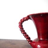 Vase in red slip