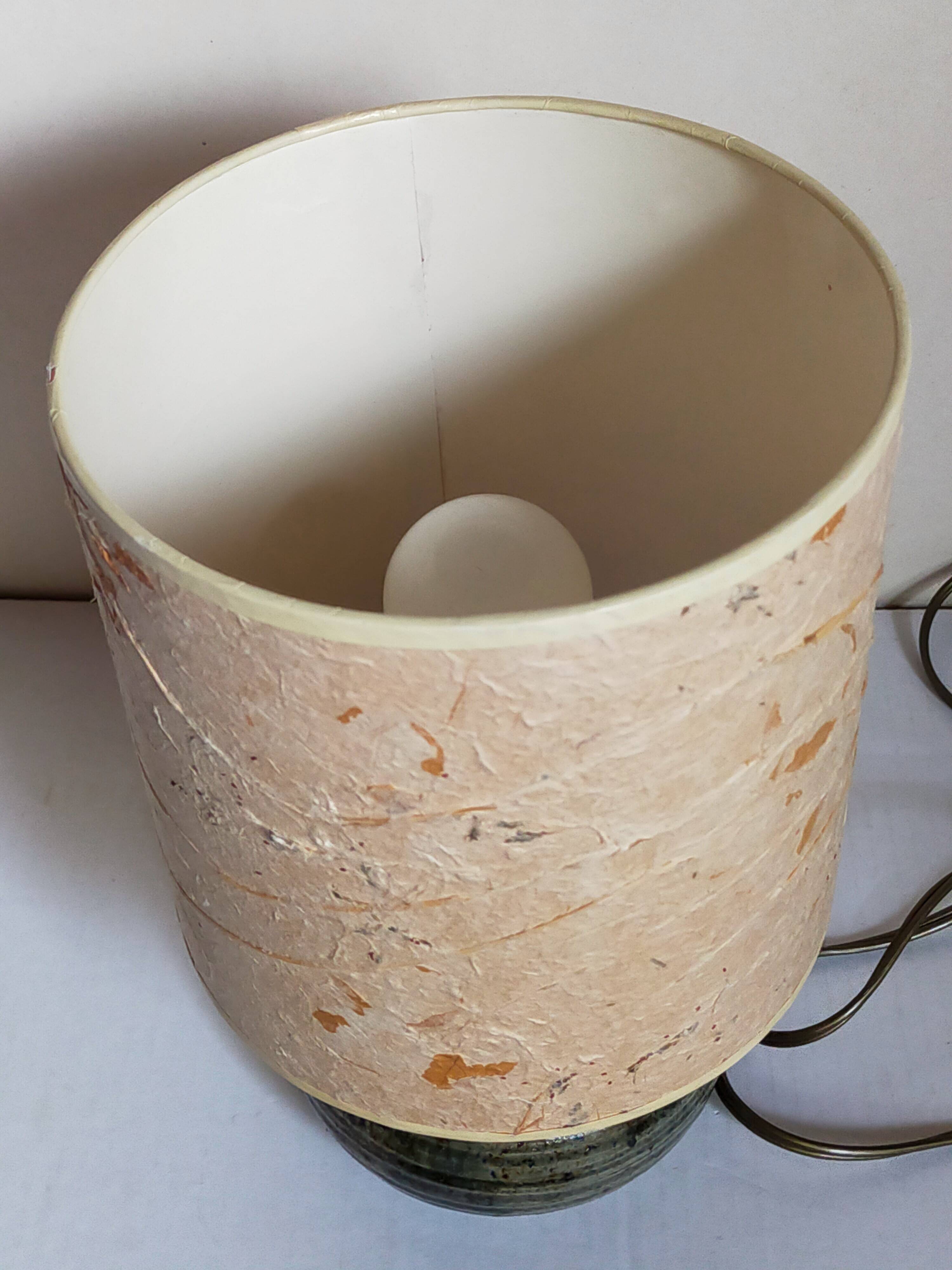 Lampe d'appoint vintage en grès émaillé, abat-jour herbier