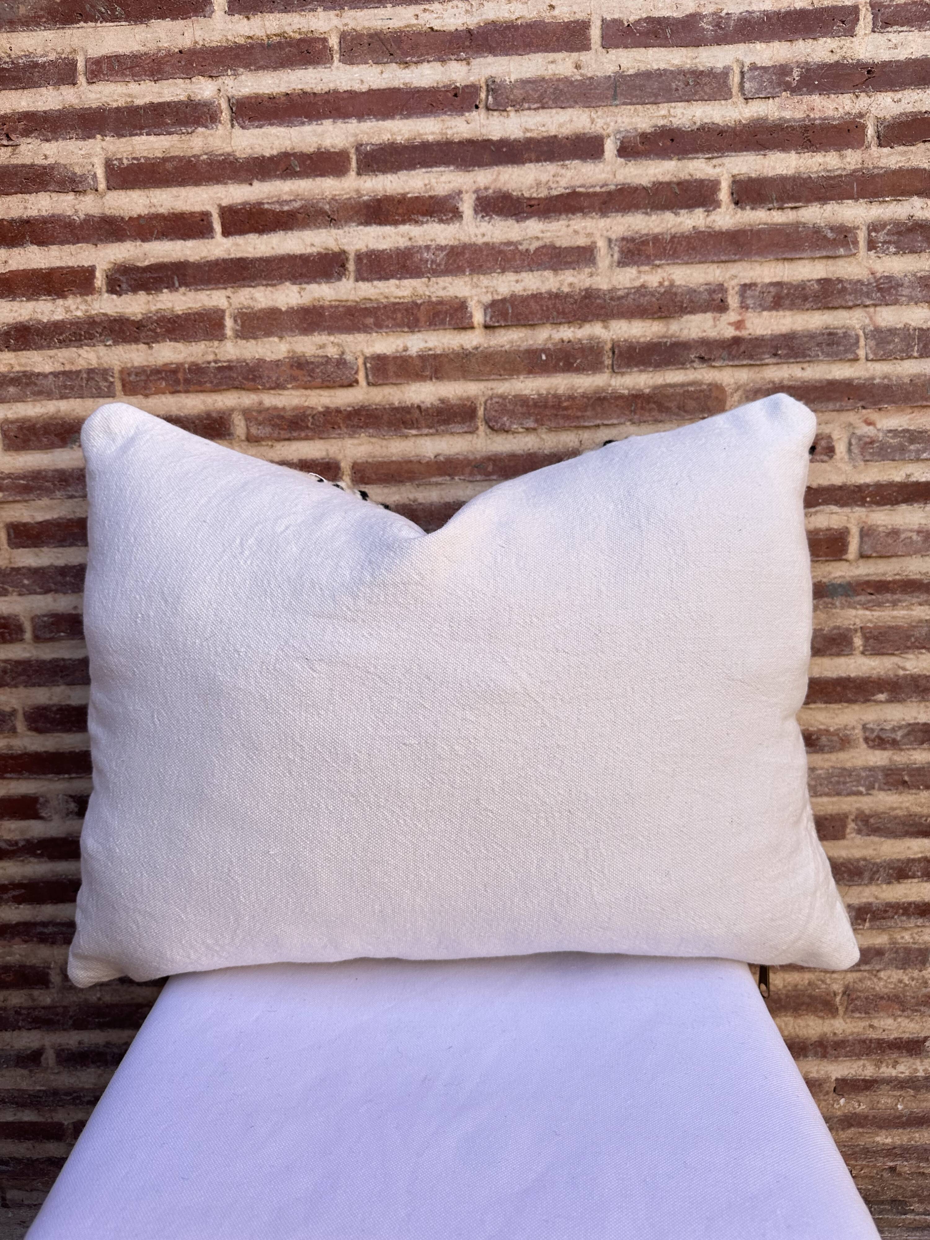 Zanfi Berber Rectangular Cushion Cover - Handmade - 100% Wool