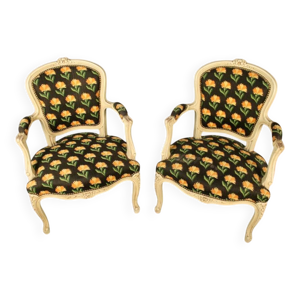 Paire de fauteuils cabriolet