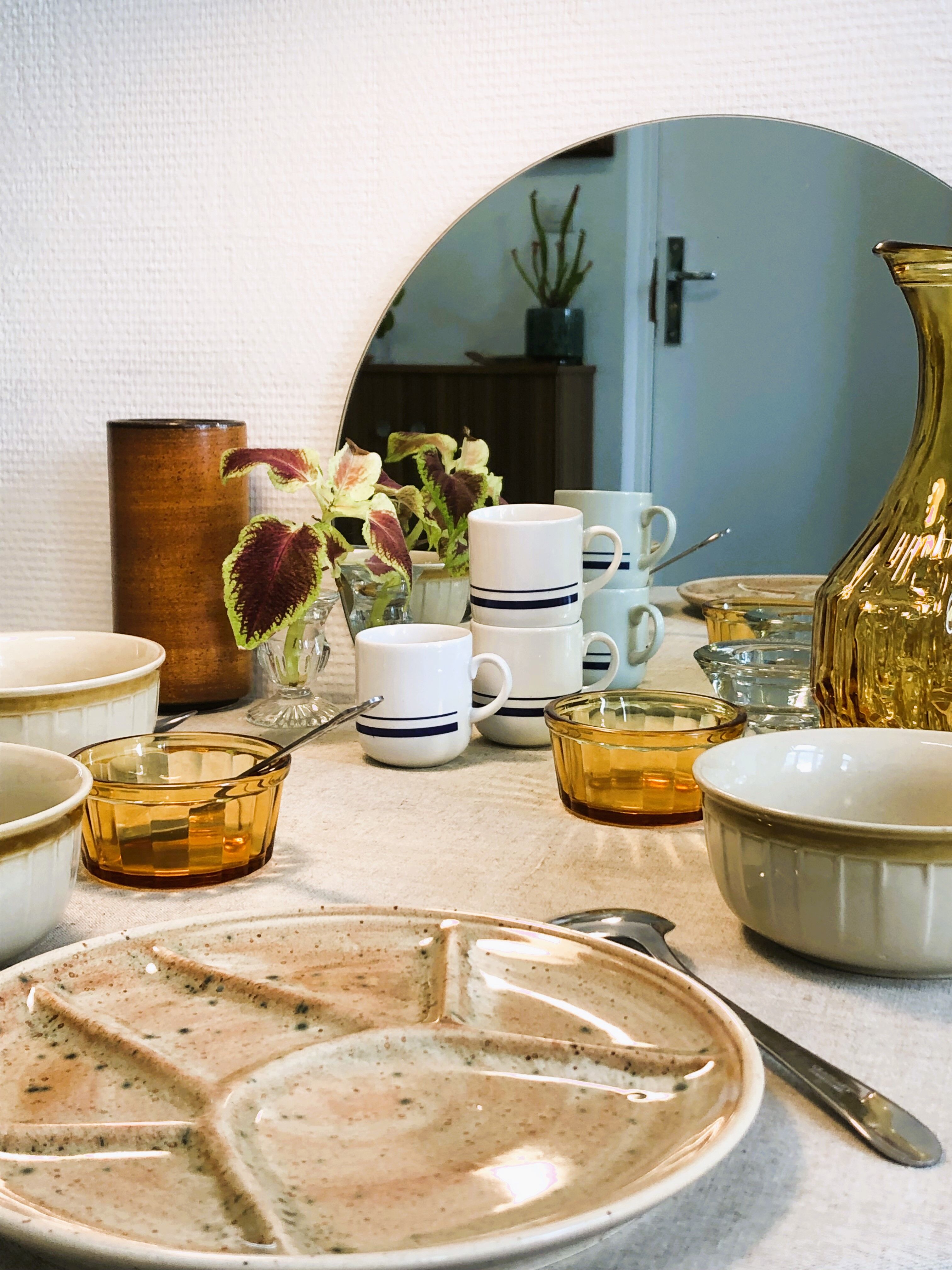 6 cups 'Total' vintage retro