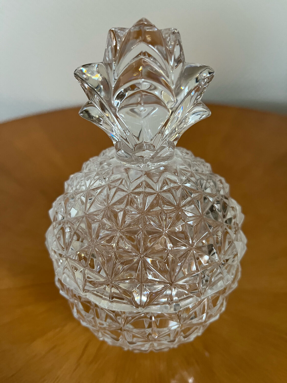 Pineapple candy box vintage