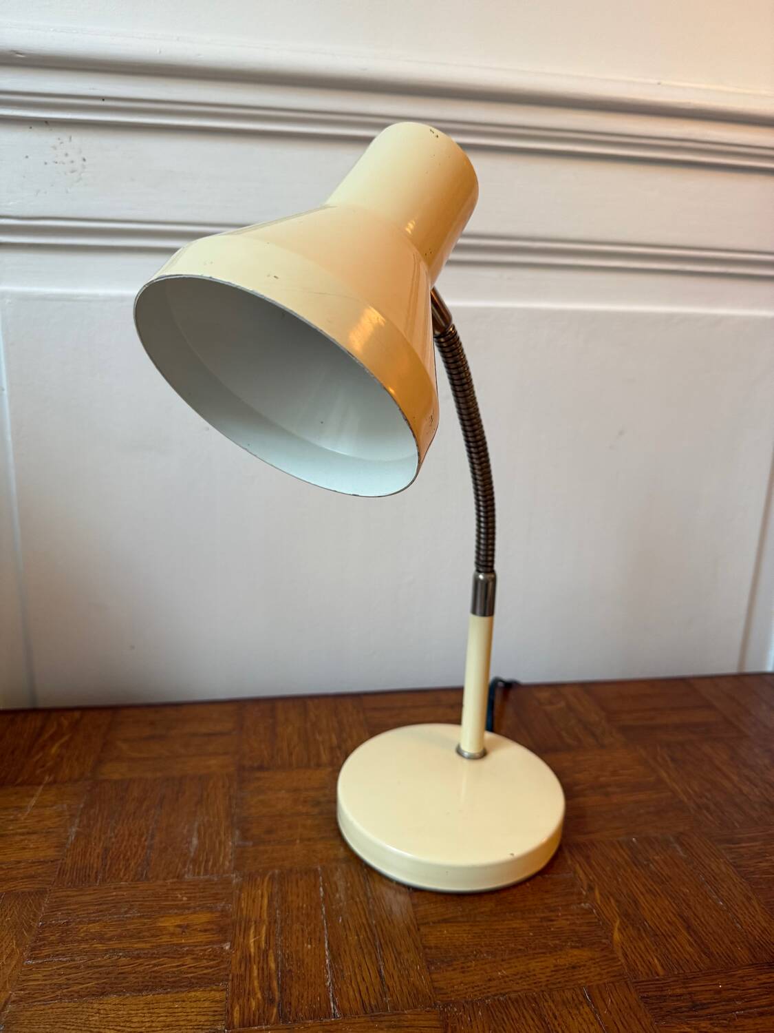 Pale yellow metal desk lamp