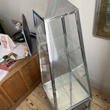 Pyramidal backlit display case 170 x60 x 60
