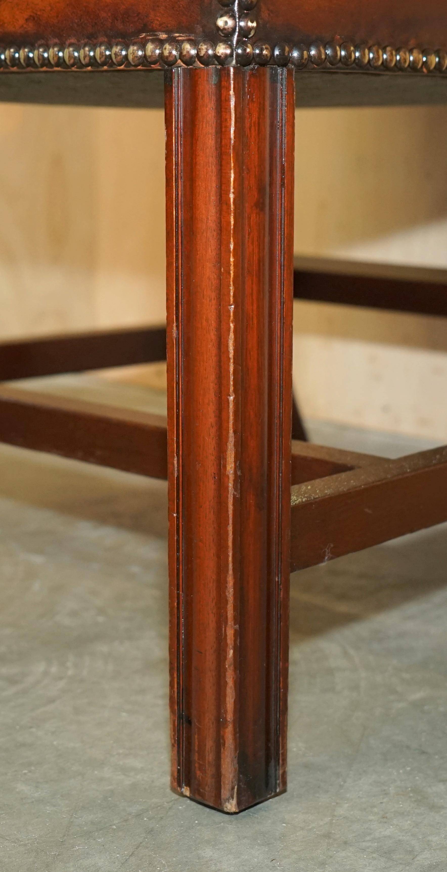 Fauteuil de bureau Gainsborough restauré cuir teint à la main