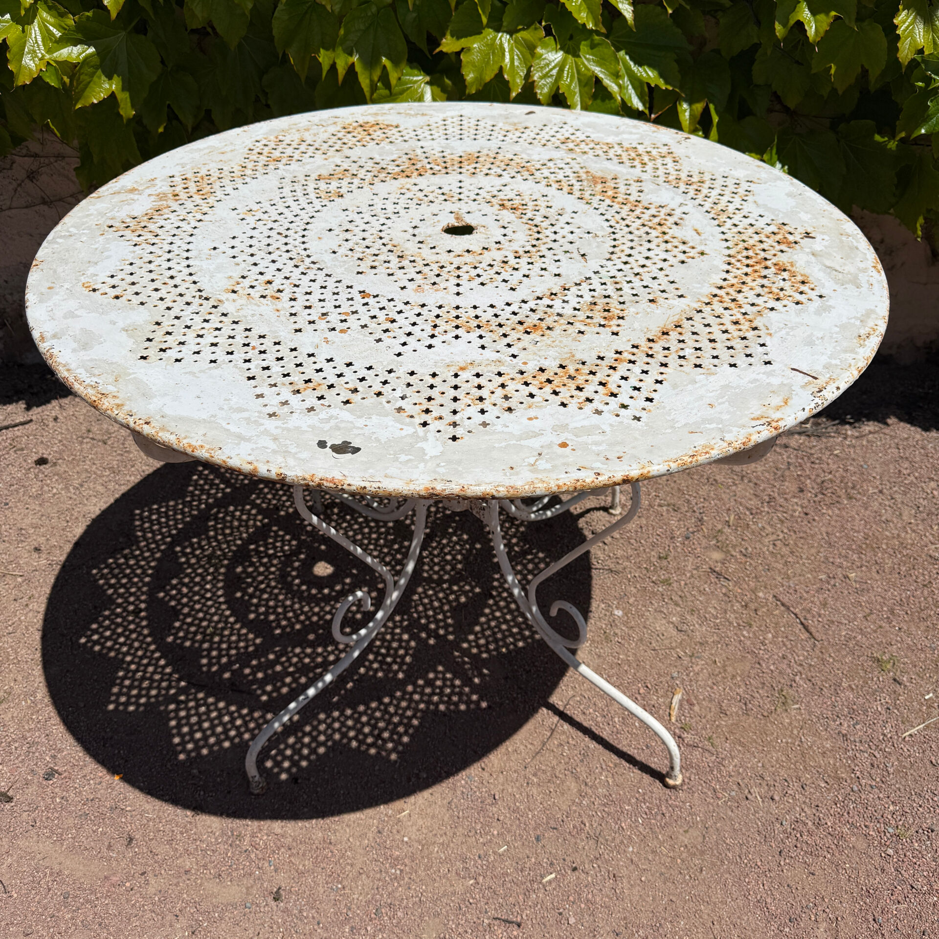 Table de jardin des années 50 France