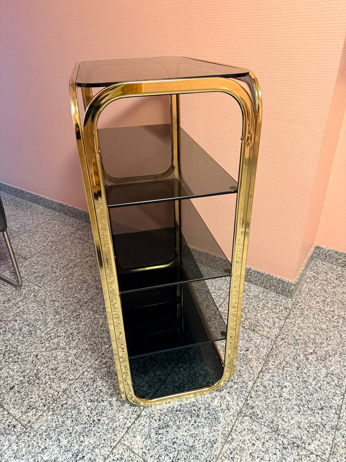 Vintage shelf in brass and smoked glass – Italian work, circa 1970.