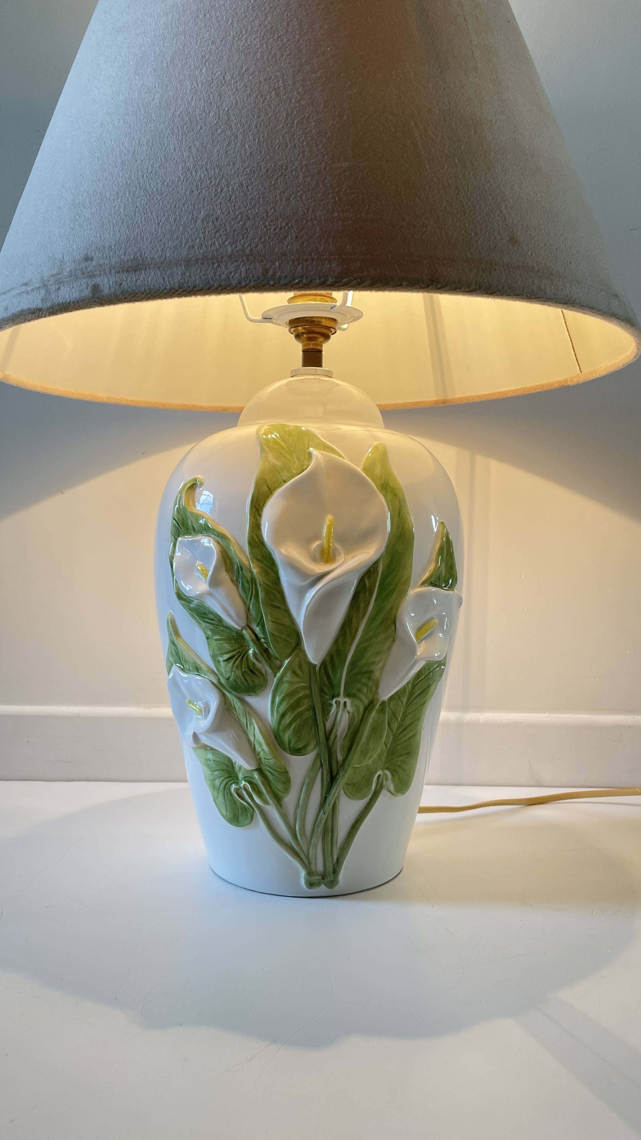 Lampe italienne fleurs d'arum vintage