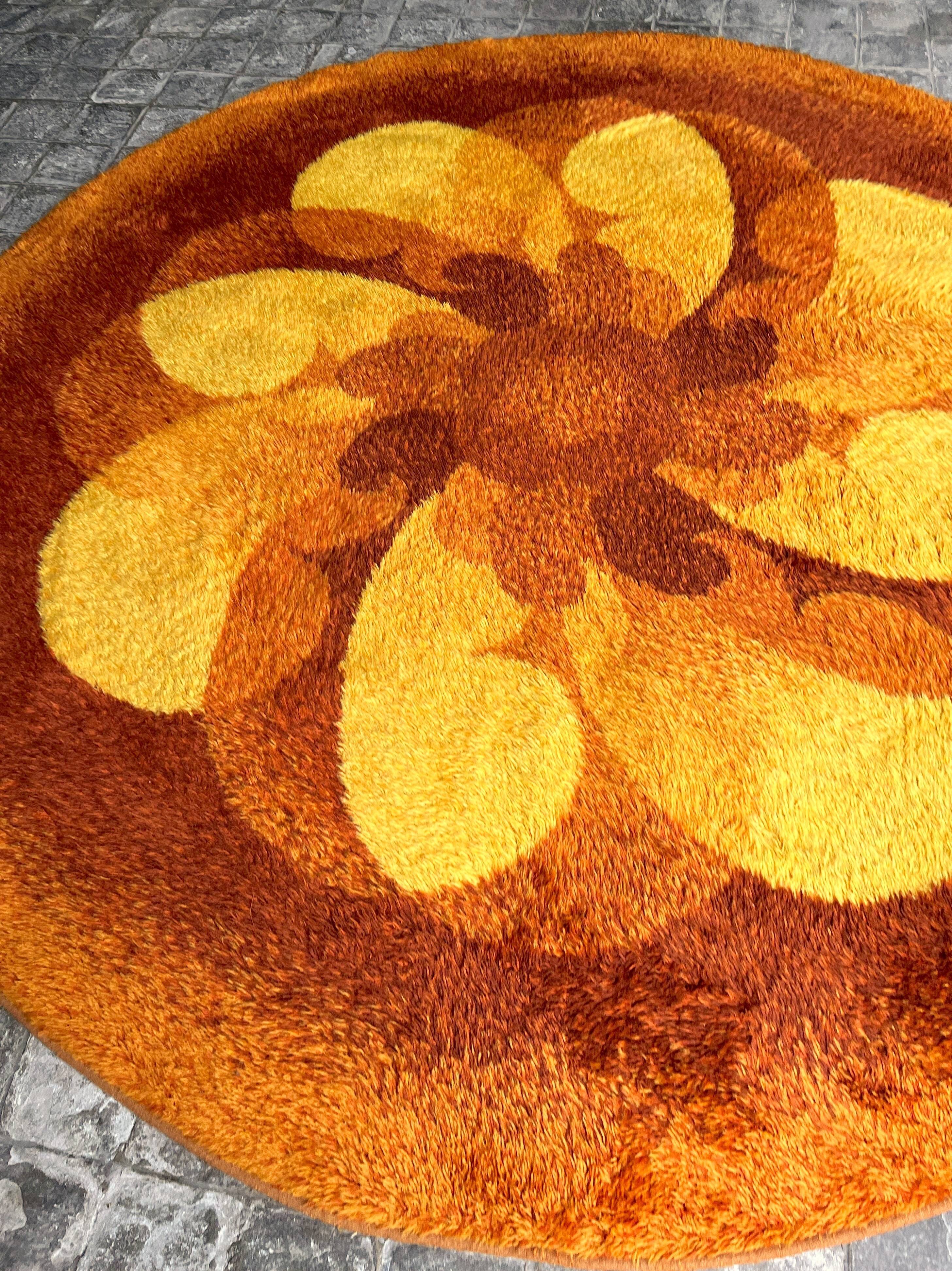 Vintage rug round psyche wool orange 70's