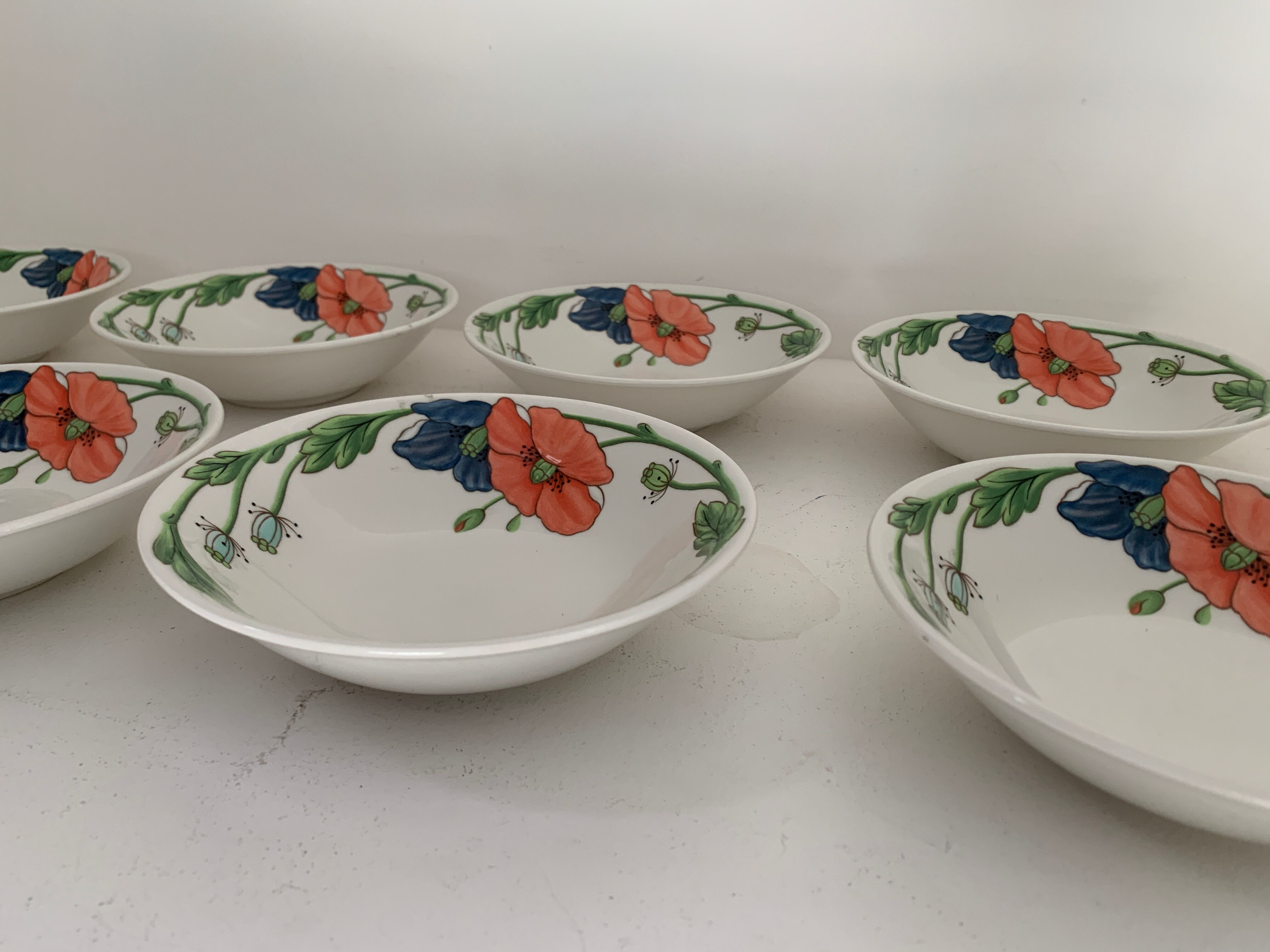 8 cups or ramekins Villeroy and Boch, contemporary Amapola model