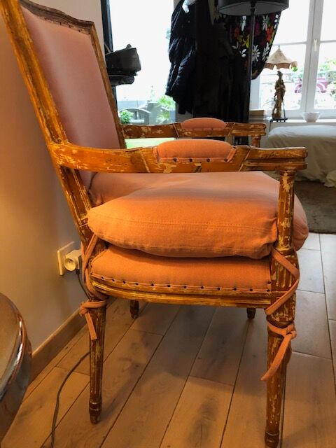Style Louis XVI chair