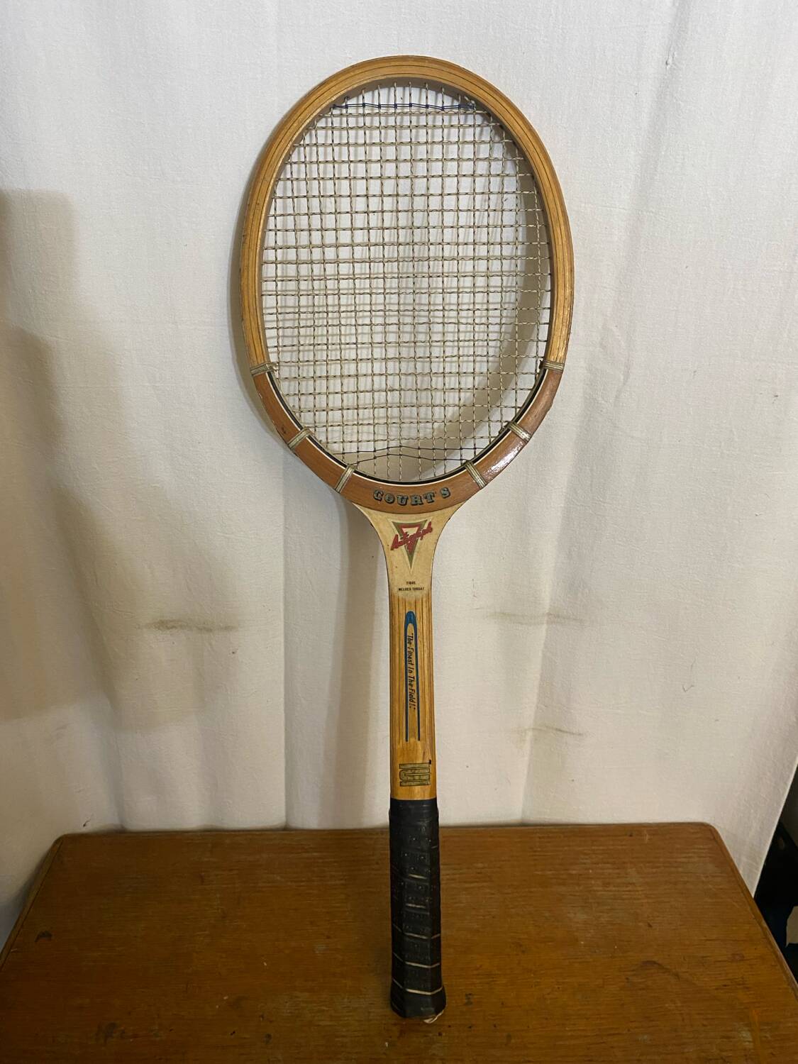 Vintage AUTOGRAPH Court S Wooden Tennis Racket