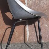 Tulip chair by Pierre Guariche. (Steiner Edition, 1950s)