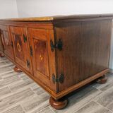Baroque sideboard