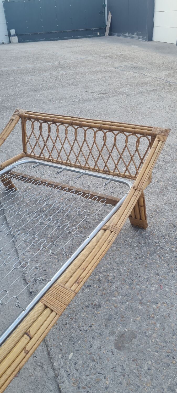Ondaflex rattan bed 1960