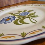 Assiette en faïence de Malicorne