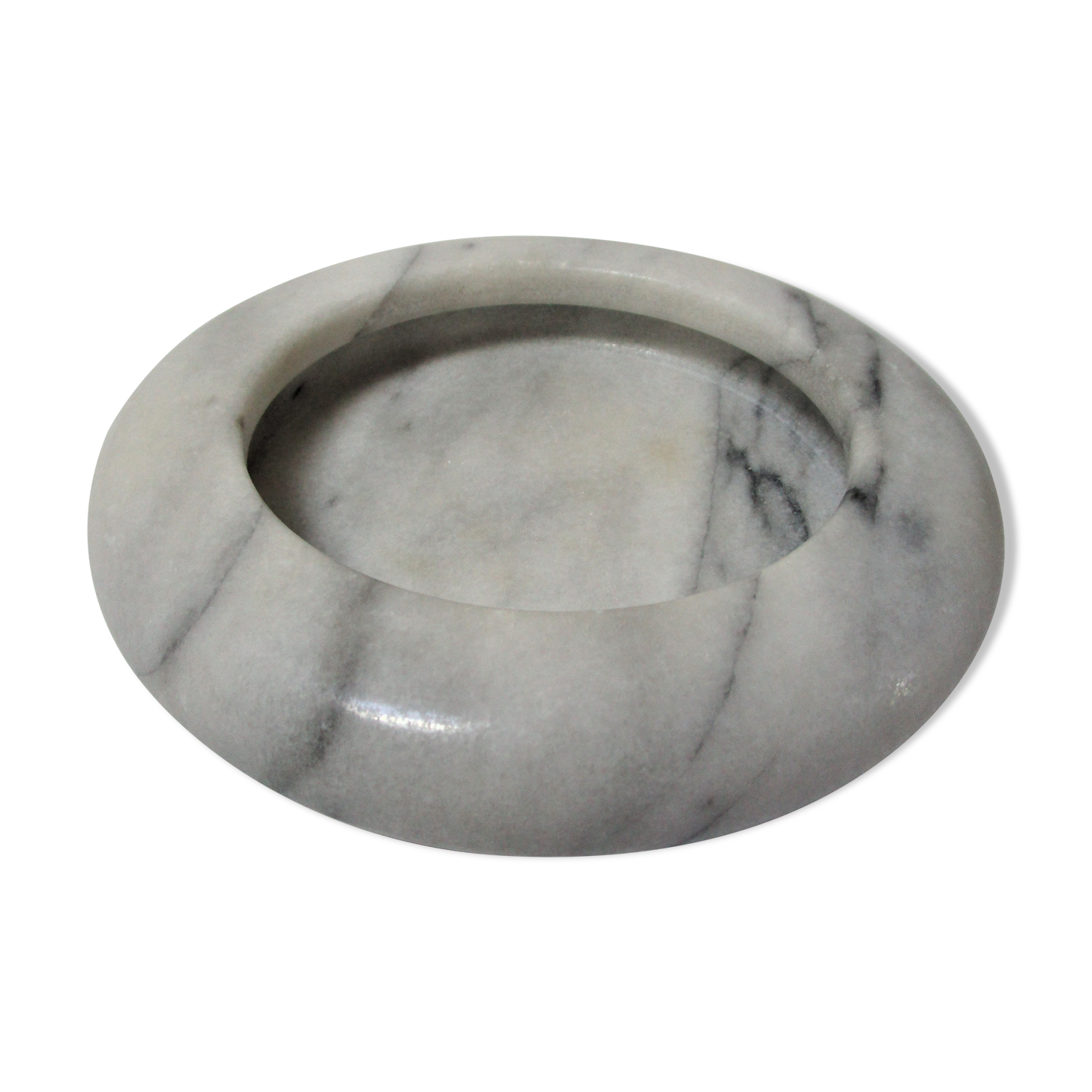 Trinket bowl white marble veined black