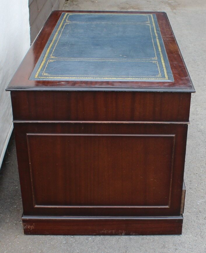 Mhogany desk with blue leather - in 3 x parts