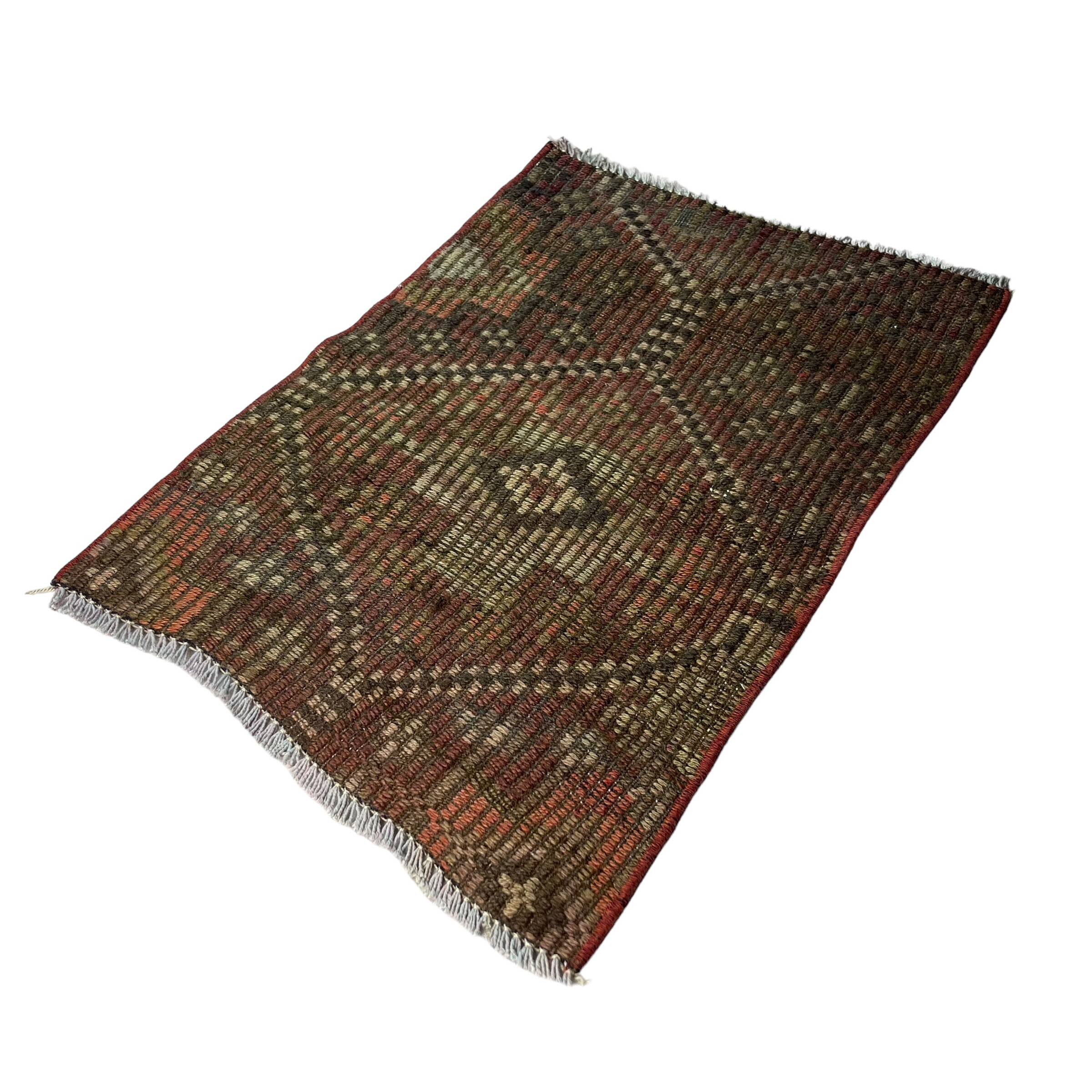 Vintage turkish kilim rug, 68 x 46 cm