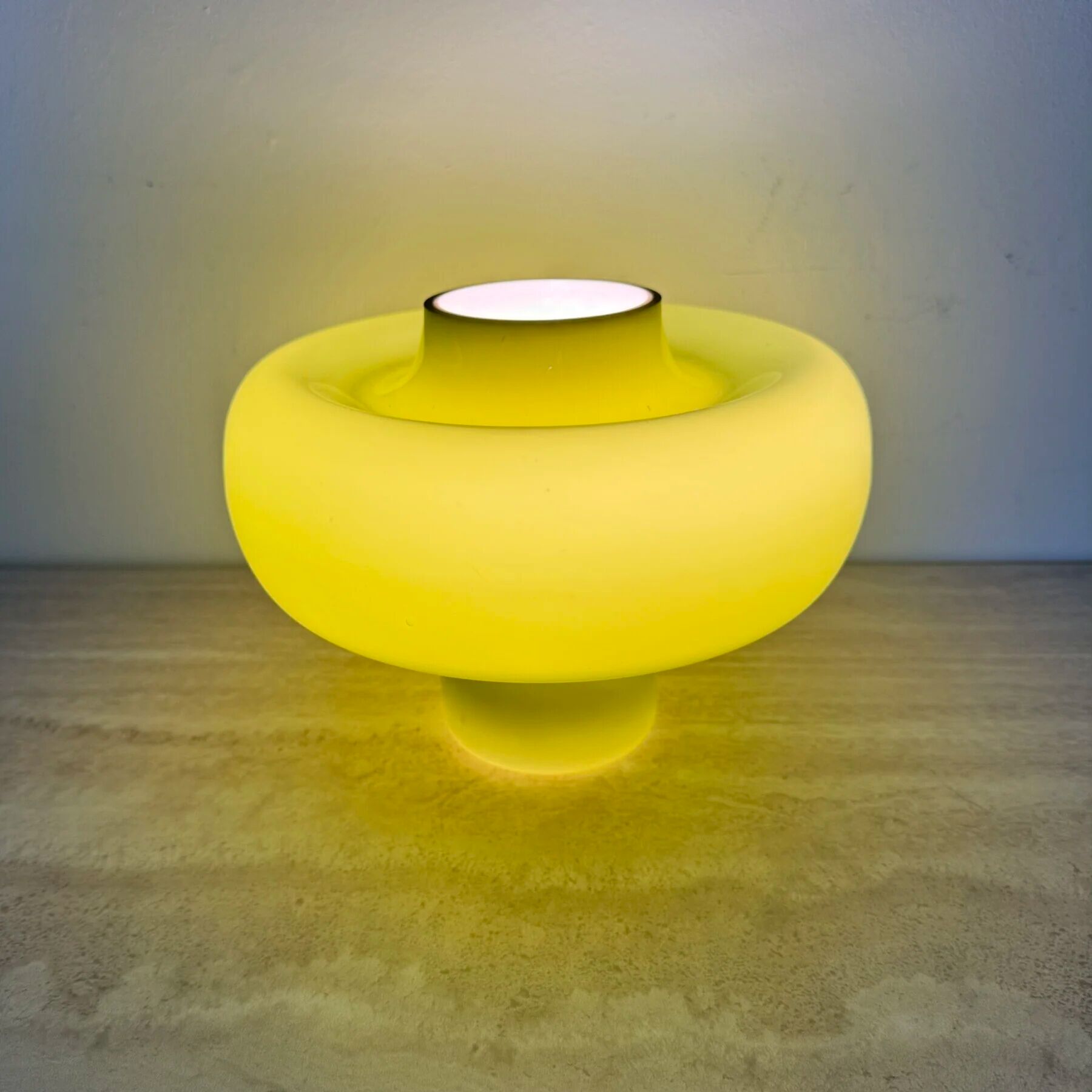Mid-century design green glass Swedish table lamp, 1970s