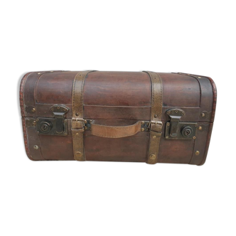 Decorative poplar suitcase with 2 clasps