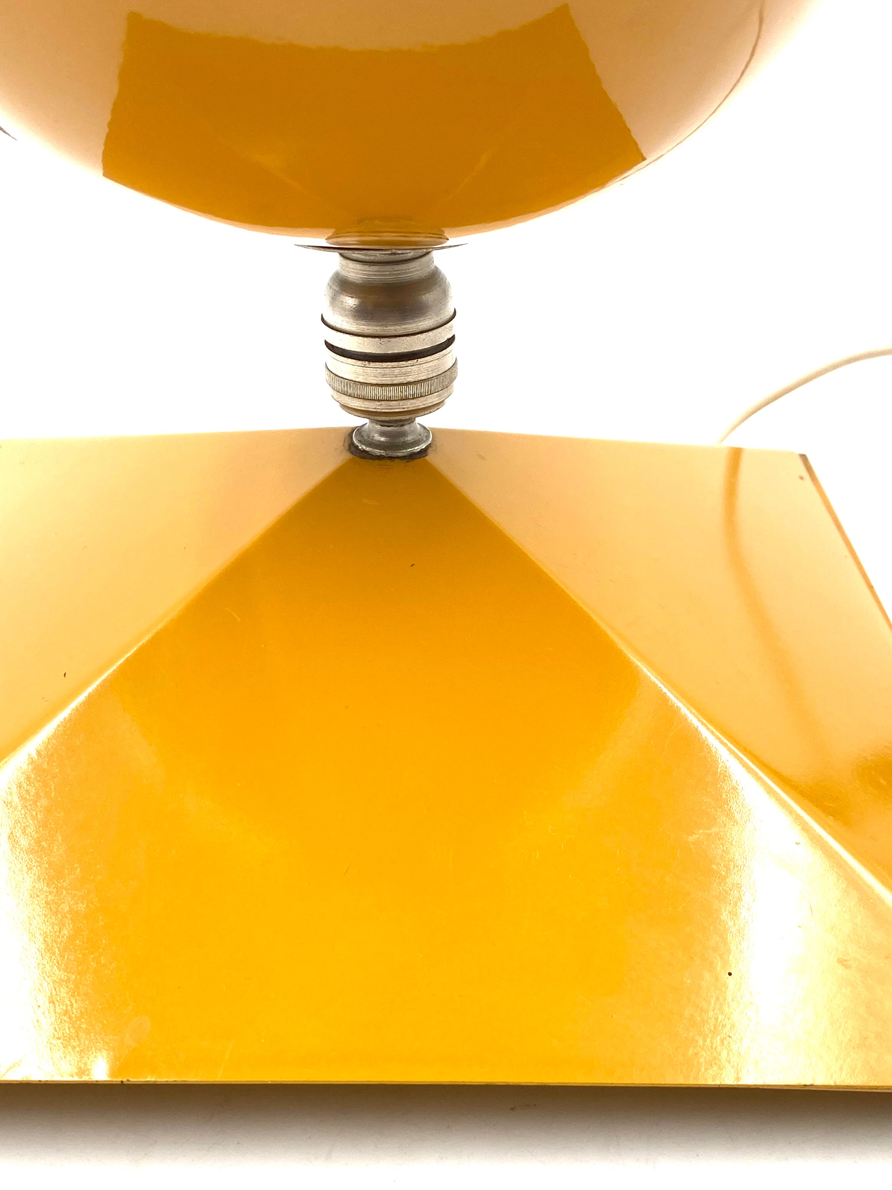 Space Age Eyeball Yellow Table lamp, Italy, 1970s