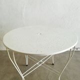 Table de jardin en fer