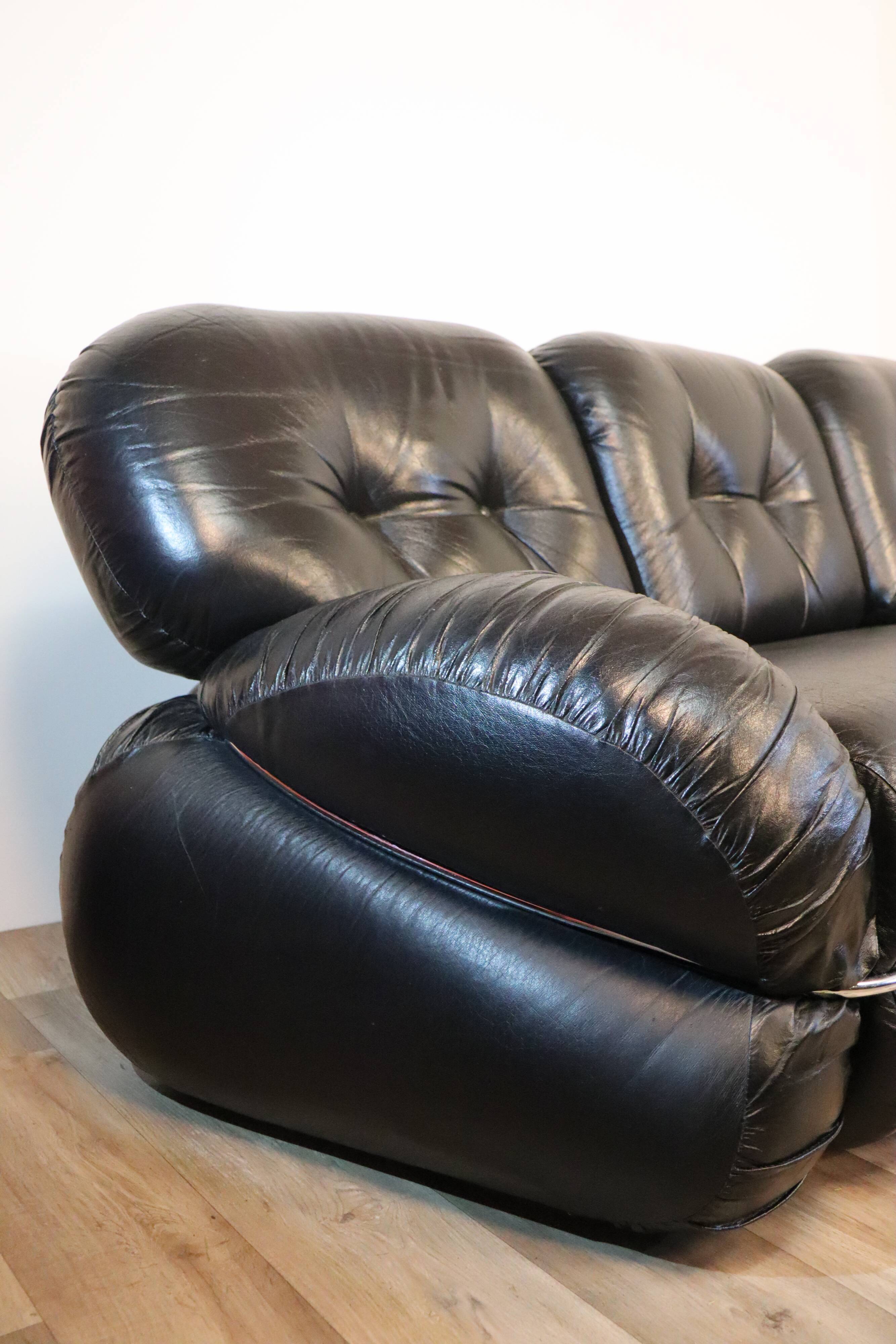 Italian vintage sofa by Adriano Piazzesi 1970