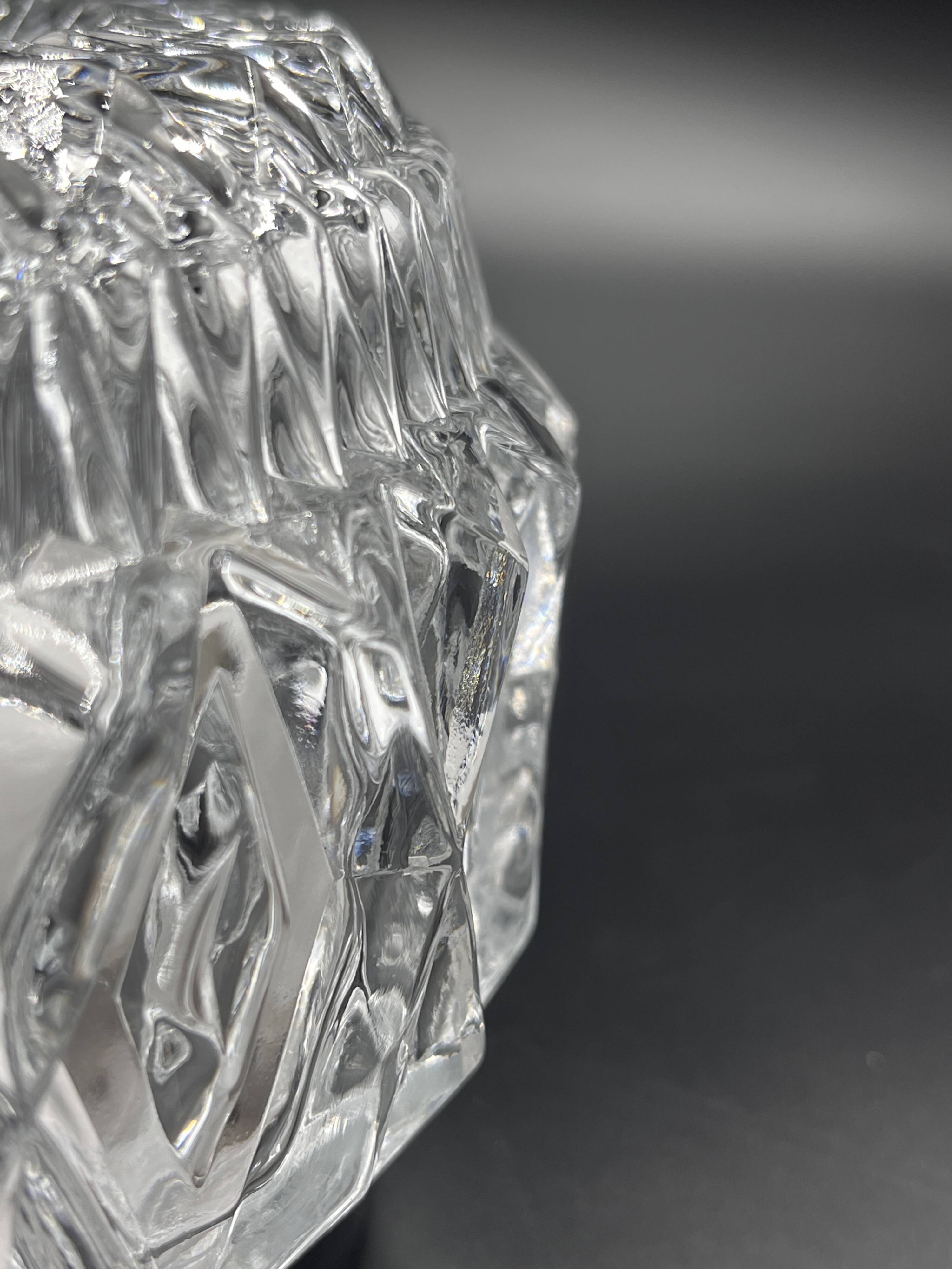 Plafonnier en verre relief