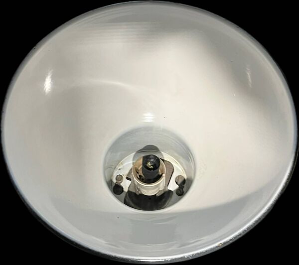 Lustre industrielle émaillée Mazda