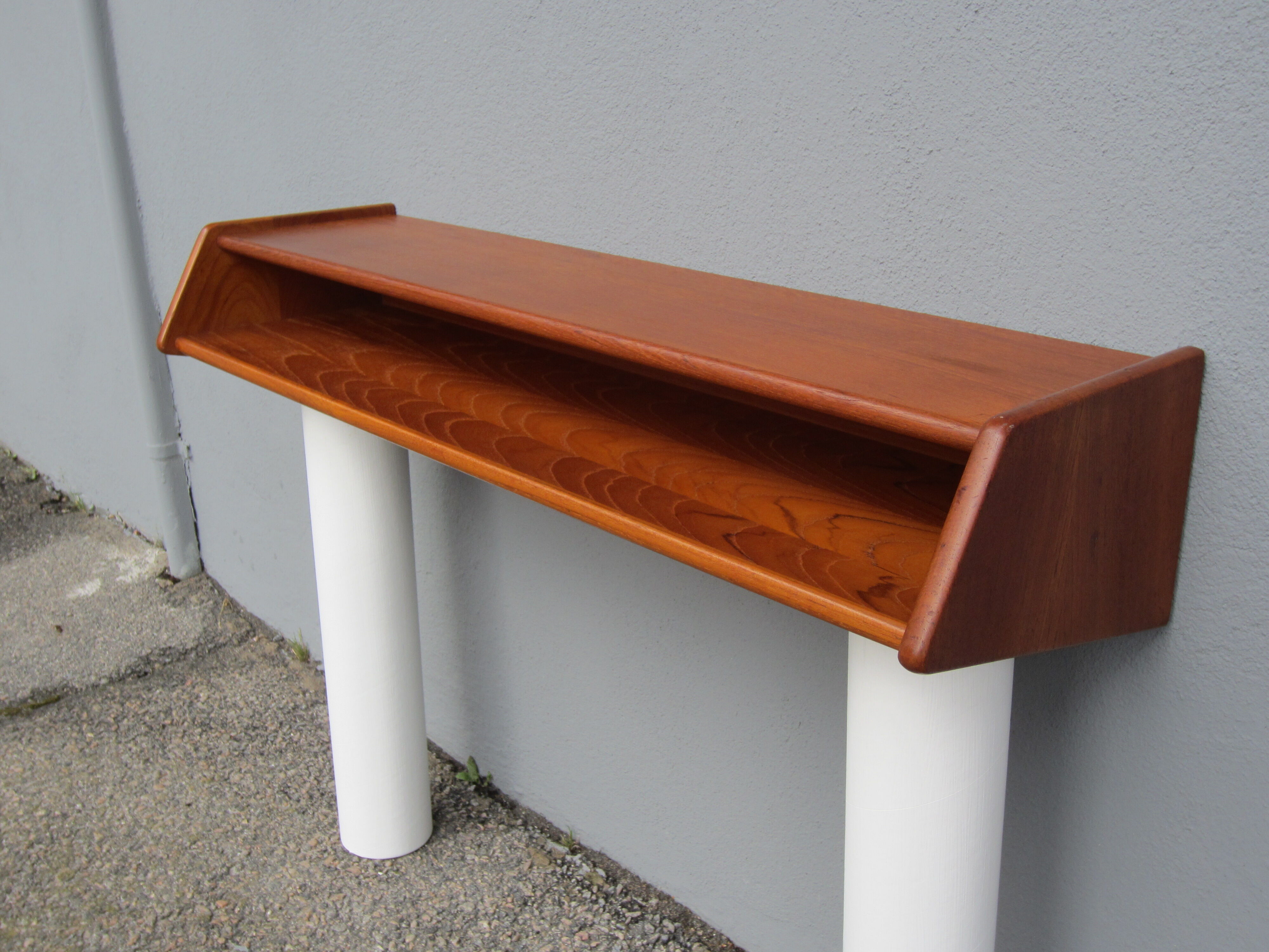 Danish wall shelf by Kai Kristiansen for Aksel Kjersgaard