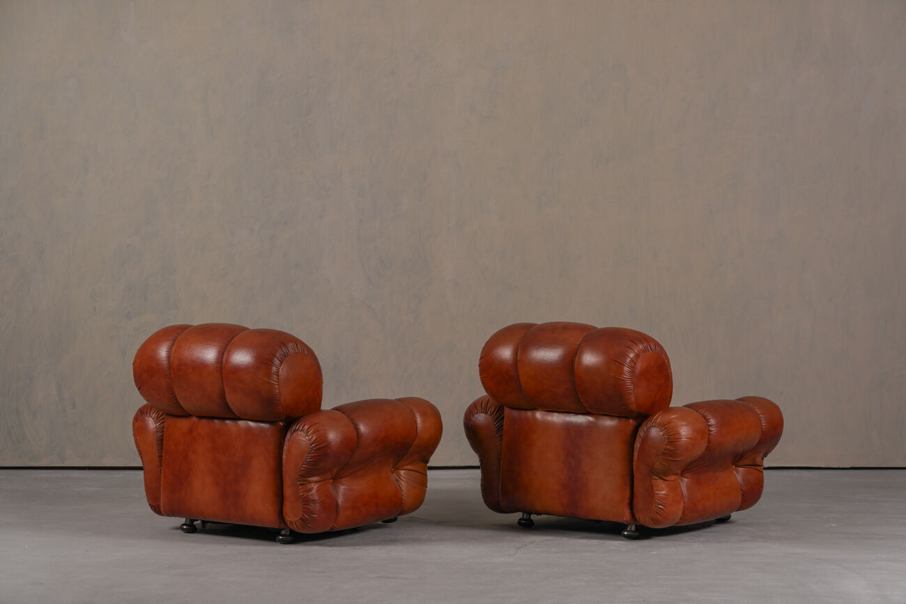 Fauteuils de club italiens vintage en simili cuir cognac, Italie années 1970, ensemble de 2