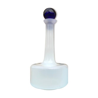 Opaline carafe