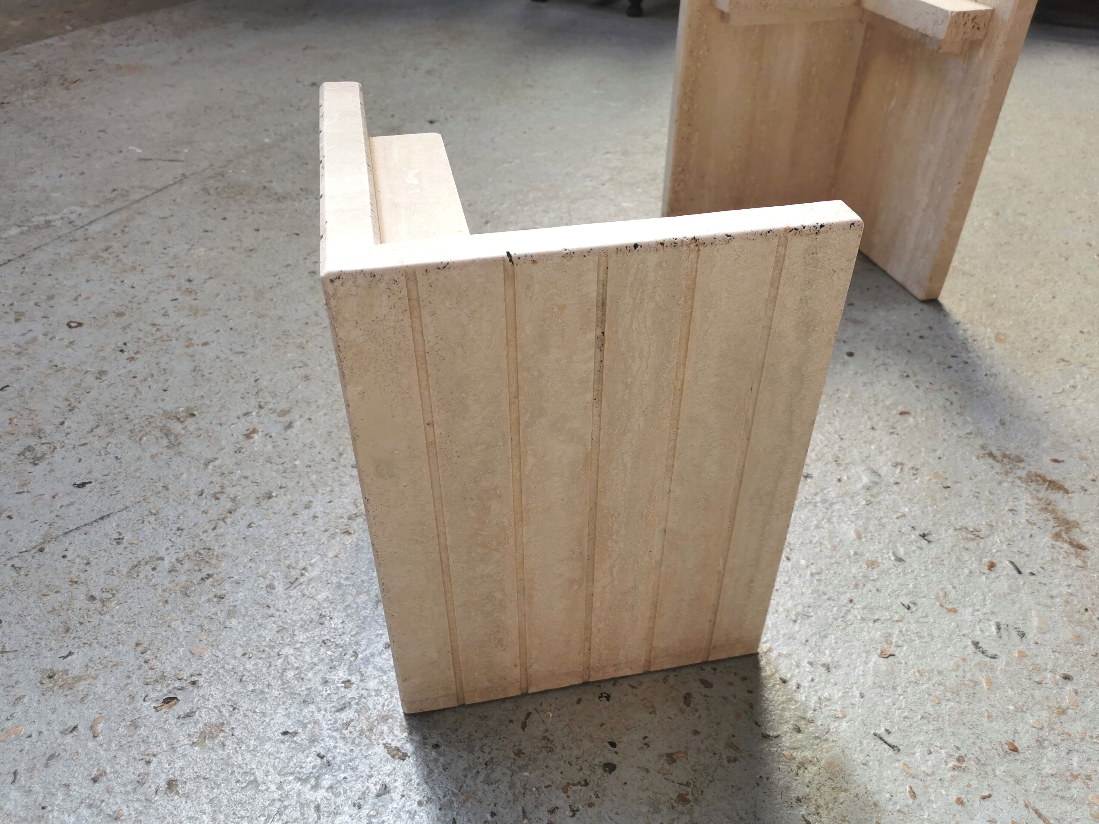 Coffee table in travertine Roche Bobois