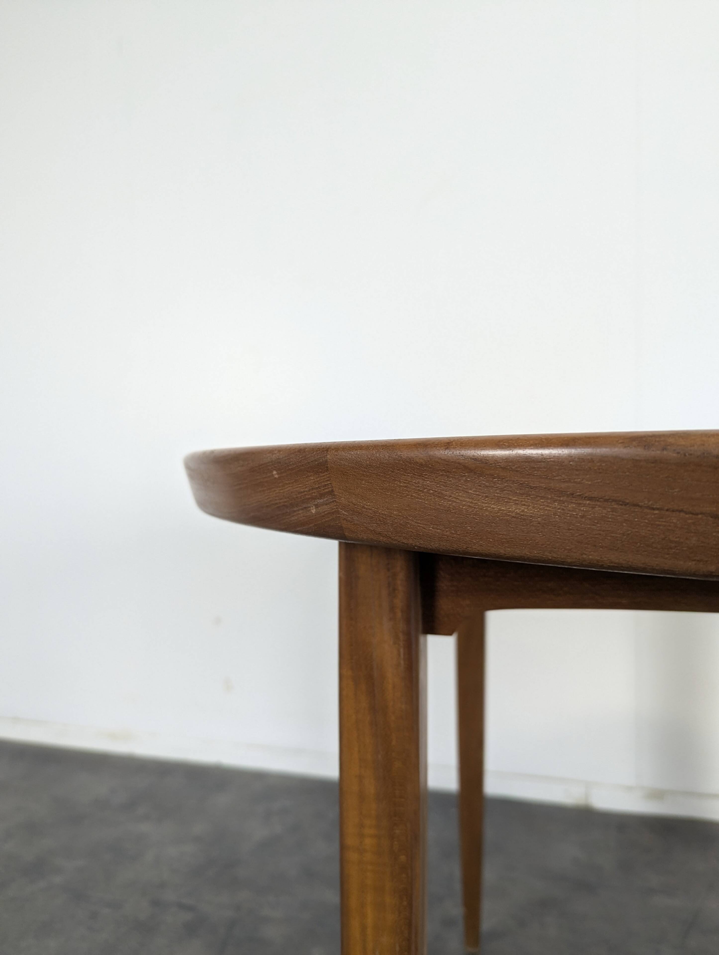 Scandinavian table in teak
